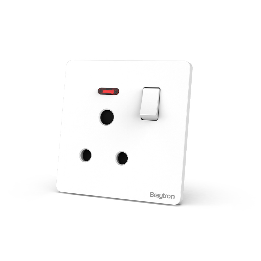 BRY-LENA-UN-1G-15A-WHT-SOCKET - 1